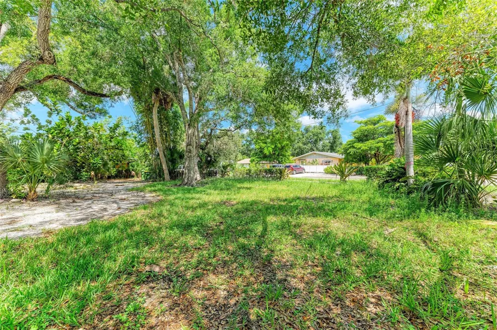 449 OSPREY AVENUE Sarasota, FL 34236