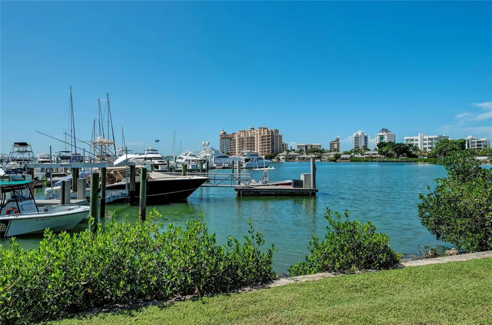 449 OSPREY AVENUE Sarasota, FL 34236