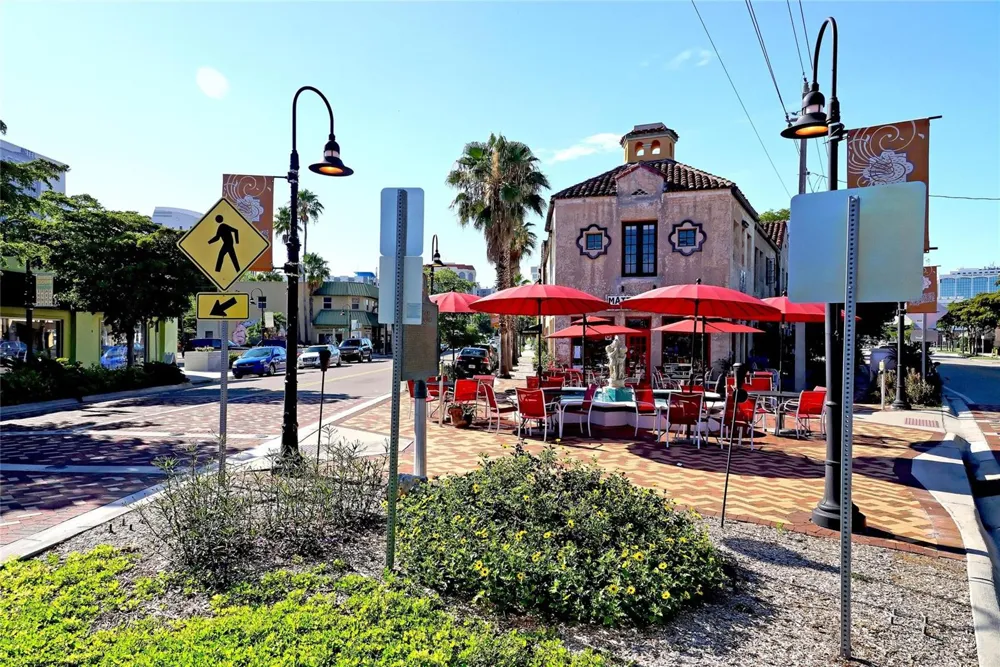 449 OSPREY AVENUE Sarasota, FL 34236