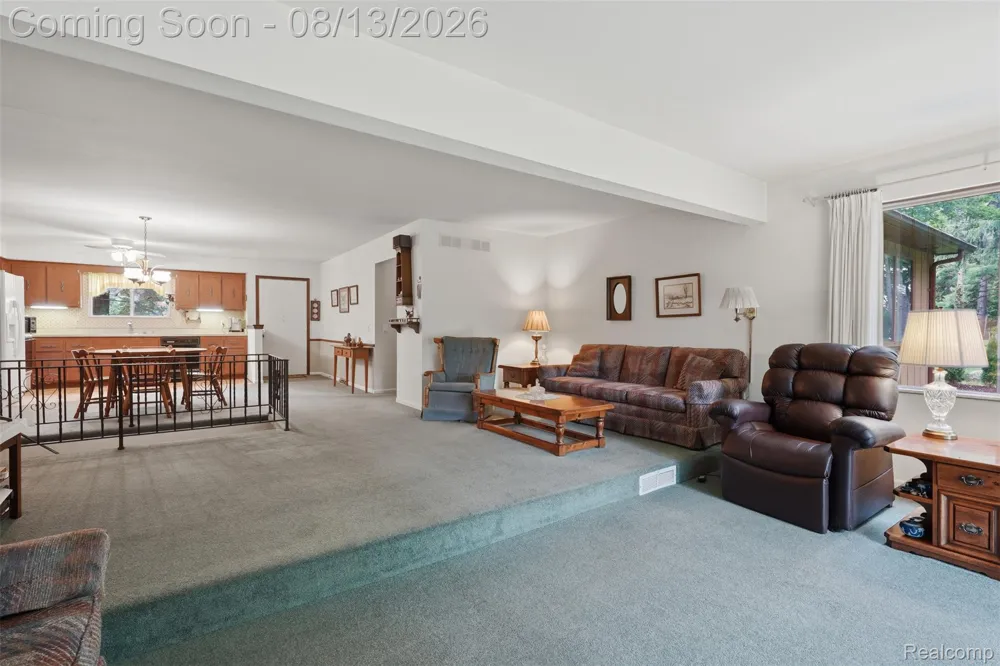 2742 Parkway Place Hartland Township, MI 48353