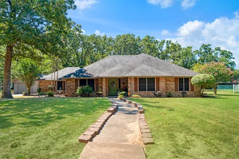 245 Red Oak Lane