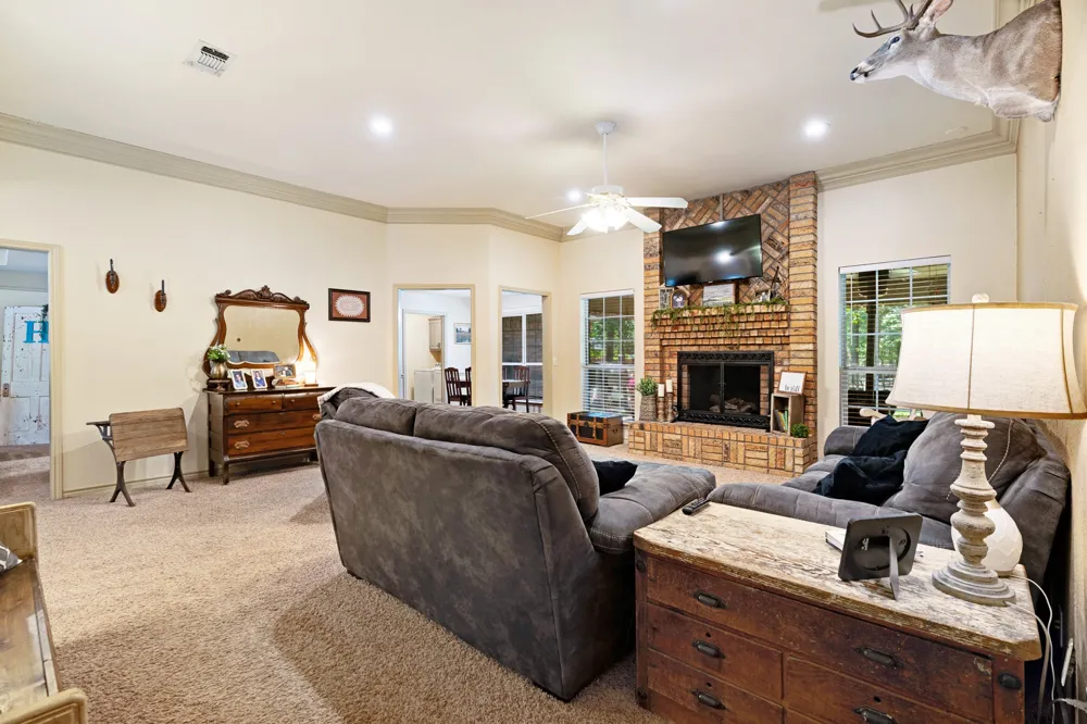 245 Red Oak Lane Powderly, TX 75473