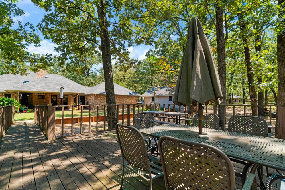 245 Red Oak Lane Powderly, TX 75473