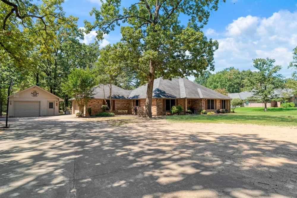 245 Red Oak Lane Powderly, TX 75473