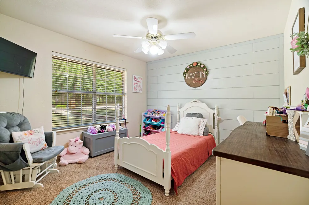 245 Red Oak Lane Powderly, TX 75473