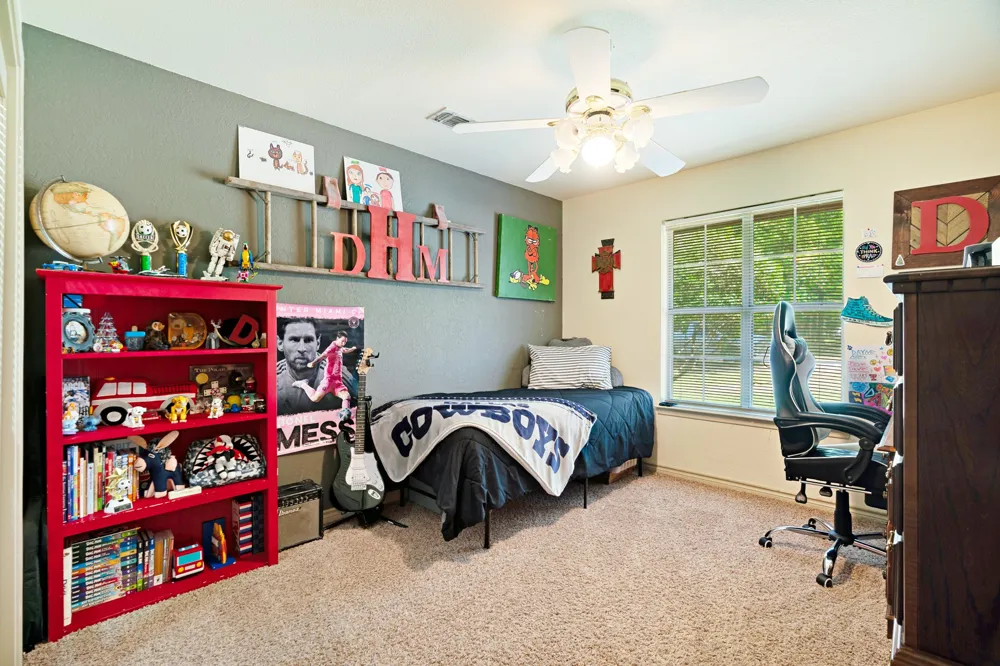 245 Red Oak Lane Powderly, TX 75473