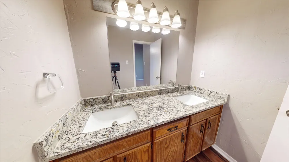 650 Harvest Hill Street Lewisville, TX 75067