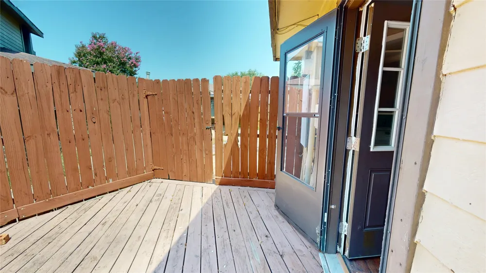 650 Harvest Hill Street Lewisville, TX 75067