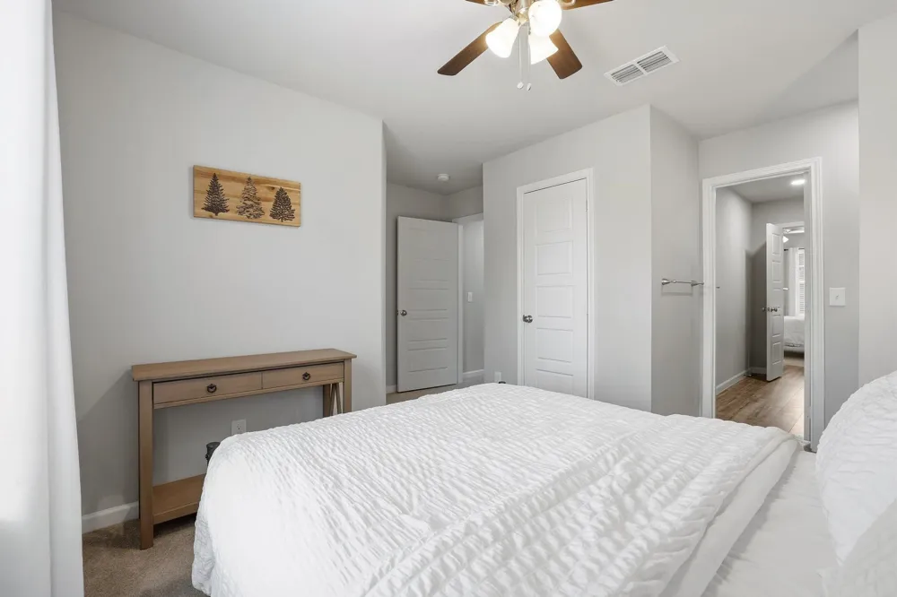 776 E Fulton Street Van Alstyne, TX 75495