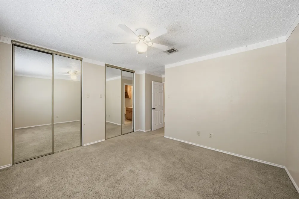 1371 S 11th Street Waco, TX 76706