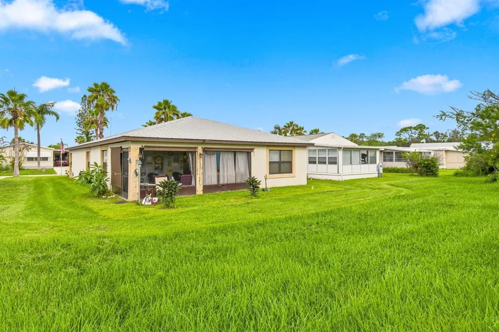 82 Mediterranean Boulevard E Port St. Lucie, FL 34952