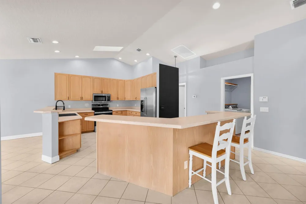 4707 Paleo Pines Circle Fort Pierce, FL 34951