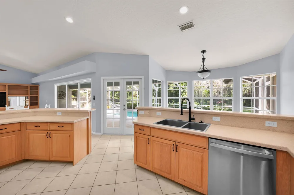 4707 Paleo Pines Circle Fort Pierce, FL 34951