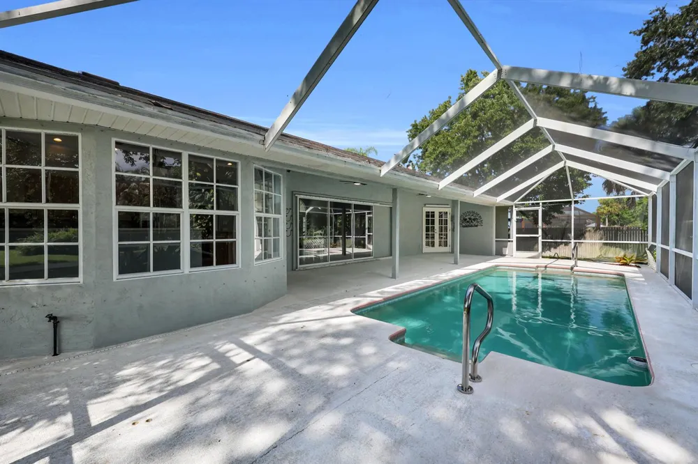 4707 Paleo Pines Circle Fort Pierce, FL 34951
