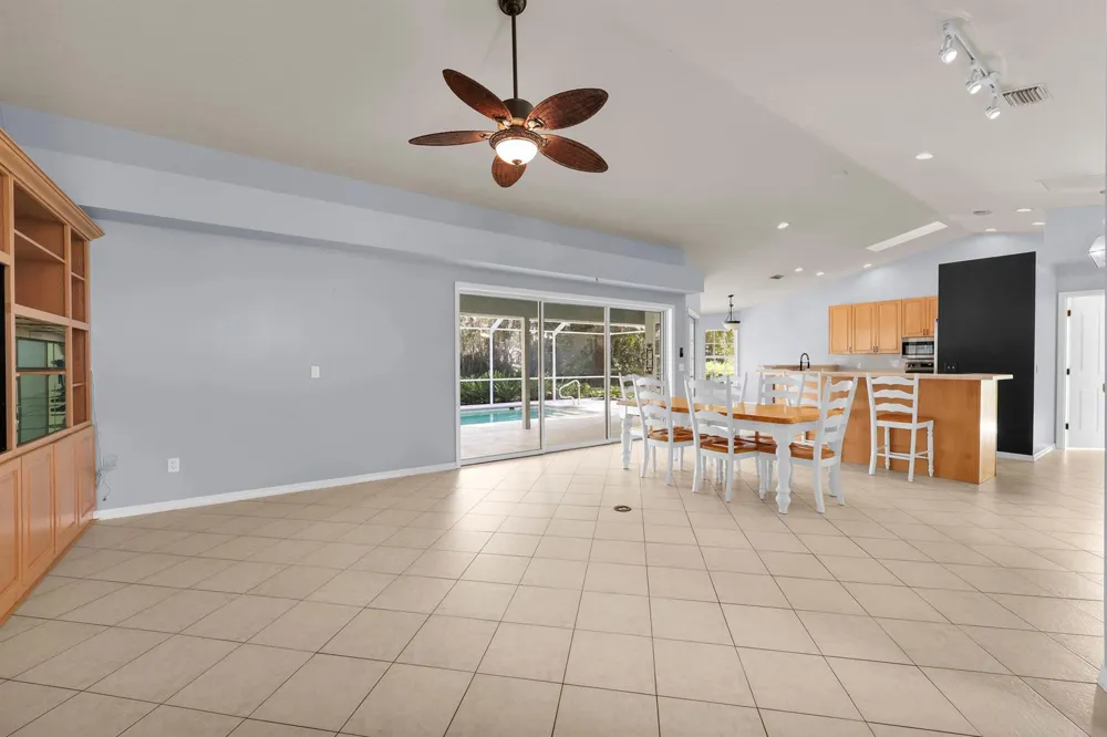 4707 Paleo Pines Circle Fort Pierce, FL 34951