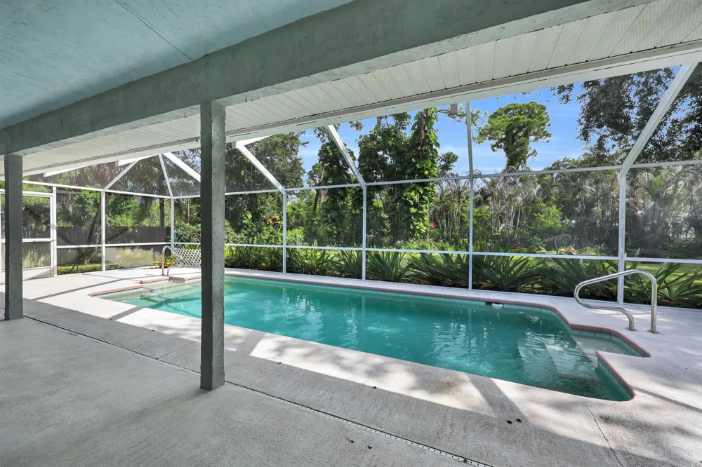 4707 Paleo Pines Circle Fort Pierce, FL 34951