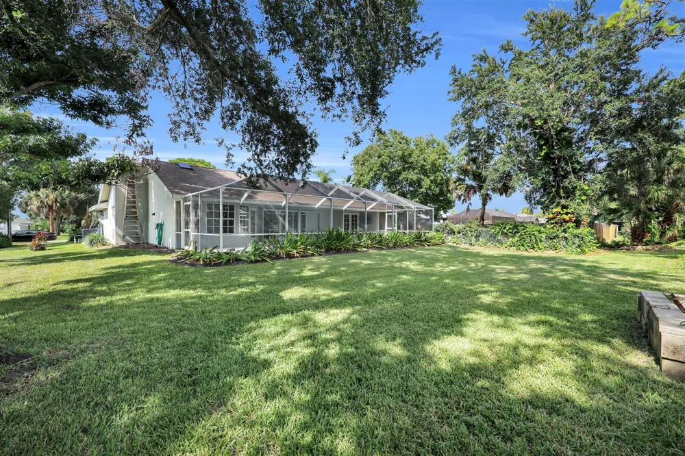 4707 Paleo Pines Circle Fort Pierce, FL 34951