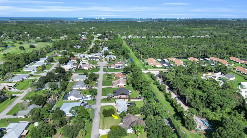 4707 Paleo Pines Circle Fort Pierce, FL 34951