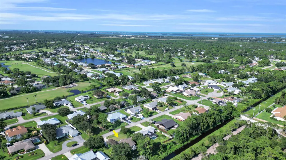 4707 Paleo Pines Circle Fort Pierce, FL 34951