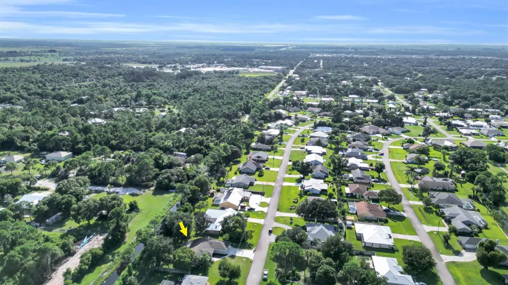 4707 Paleo Pines Circle Fort Pierce, FL 34951