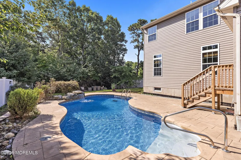 66 Vicari Way Little Egg Harbor, NJ 08087