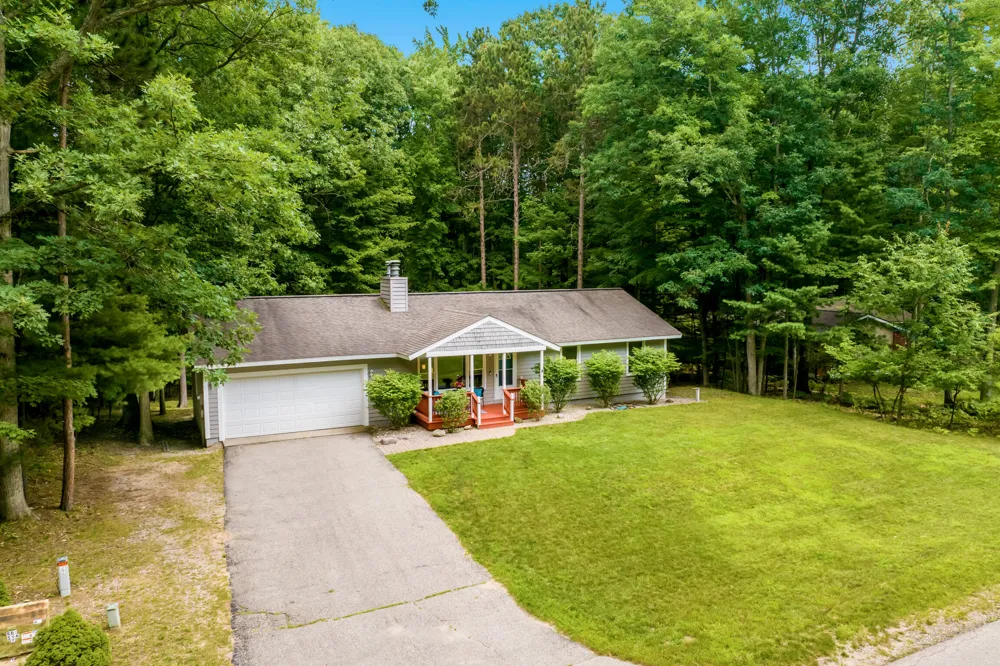 4270 Baywood Drive Unknown, MI 49686