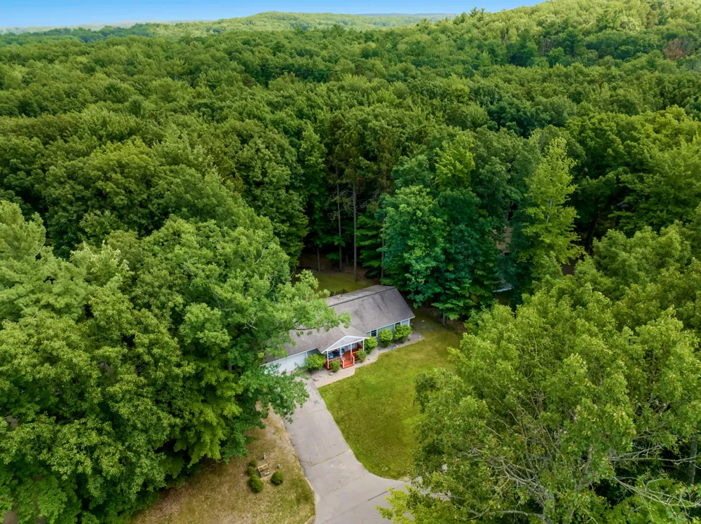 4270 Baywood Drive Unknown, MI 49686