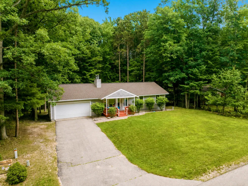 4270 Baywood Drive Unknown, MI 49686