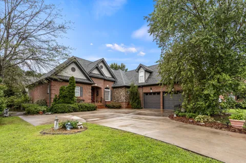 8355 Rambling Rose Drive