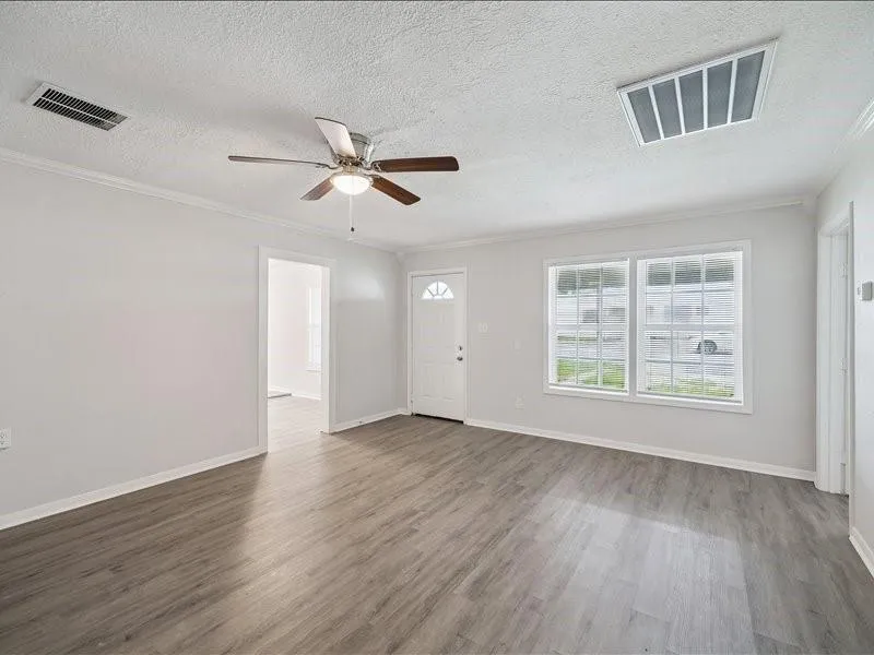 820 Texas Street Liberty, TX 77575