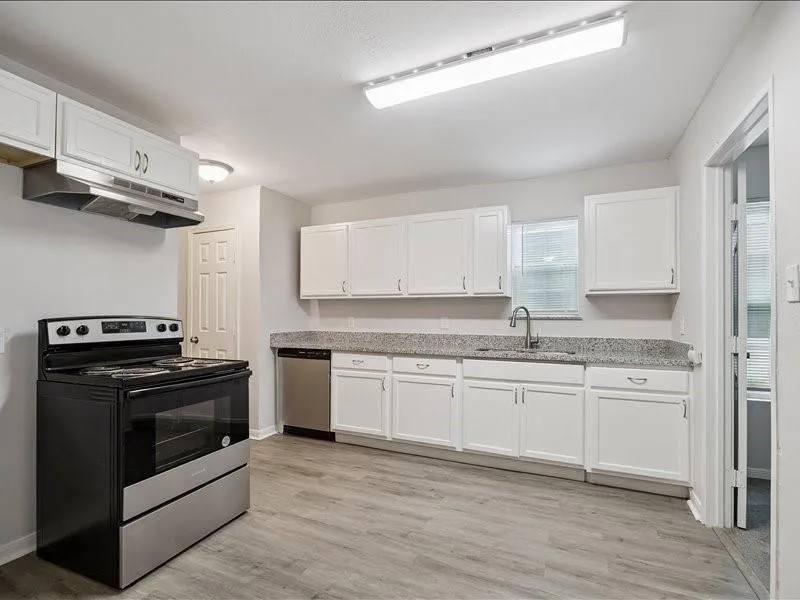 820 Texas Street Liberty, TX 77575