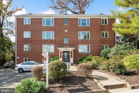 1410 QUINN STREET #7
