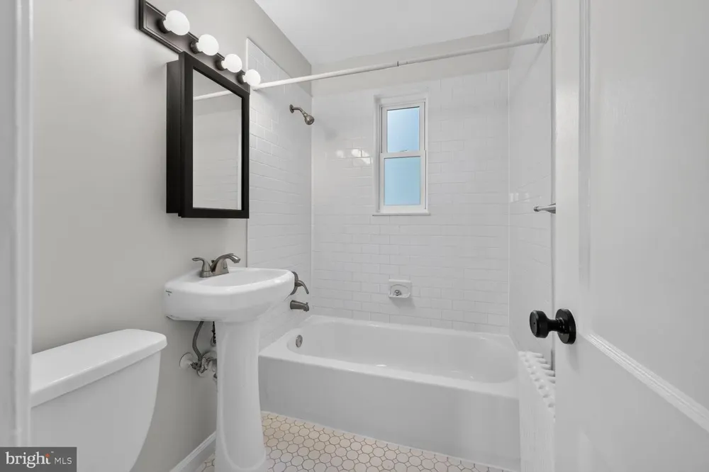 1410 QUINN STREET #7 Arlington, VA 22209