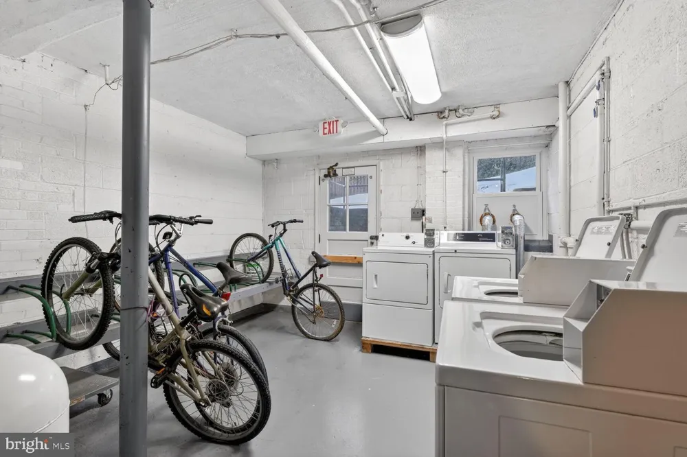 1410 QUINN STREET #7 Arlington, VA 22209