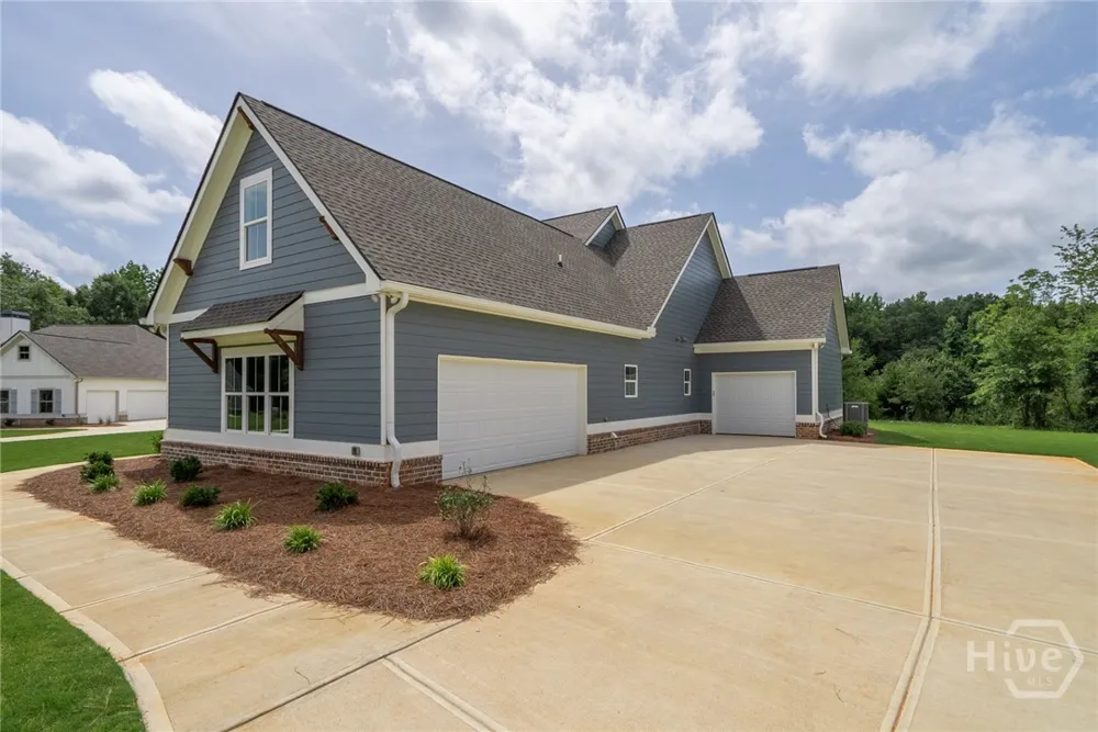 345 WOODFIN Social Circle, GA 30025