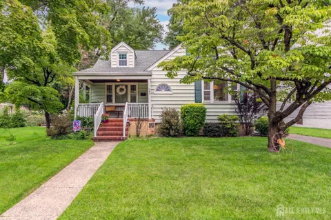 346 Walnut Street