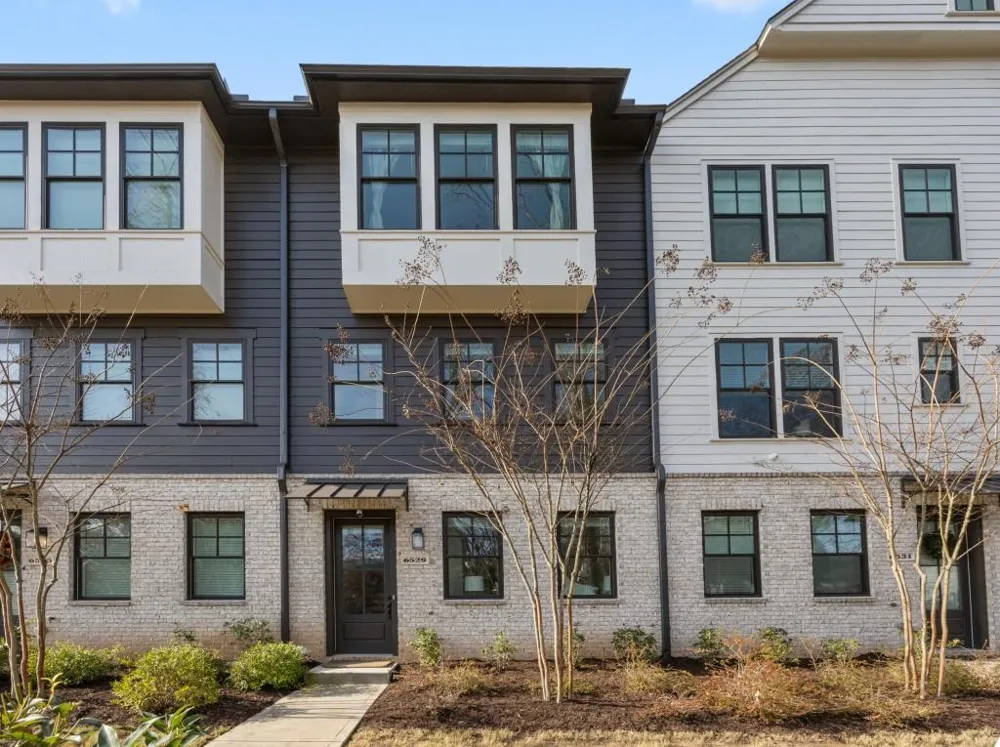 6529 Beacon Drive Sandy Springs, GA 30328