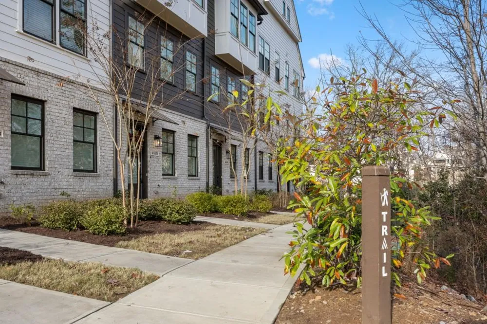 6529 Beacon Drive Sandy Springs, GA 30328