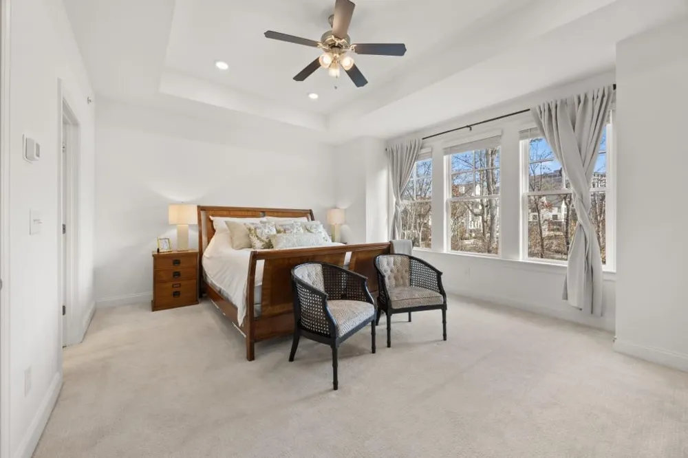 6529 Beacon Drive Sandy Springs, GA 30328