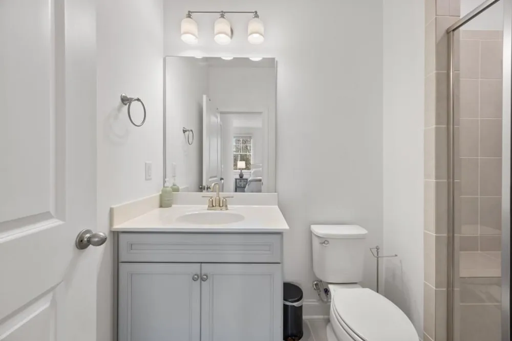 6529 Beacon Drive Sandy Springs, GA 30328
