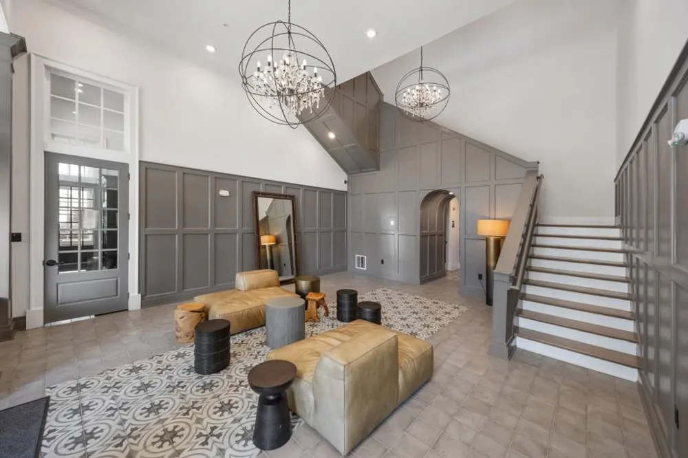 6529 Beacon Drive Sandy Springs, GA 30328
