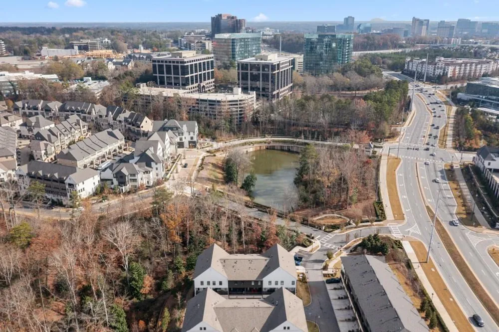 6529 Beacon Drive Sandy Springs, GA 30328