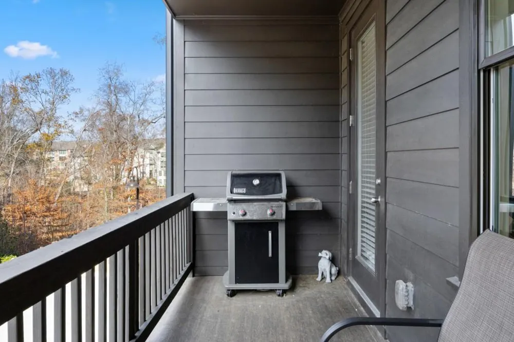 6529 Beacon Drive Sandy Springs, GA 30328