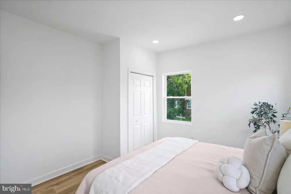 2500 QUANTICO AVENUE Baltimore, MD 21215