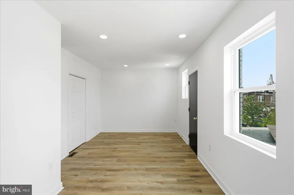 2500 QUANTICO AVENUE Baltimore, MD 21215