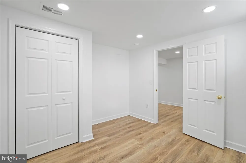 2500 QUANTICO AVENUE Baltimore, MD 21215