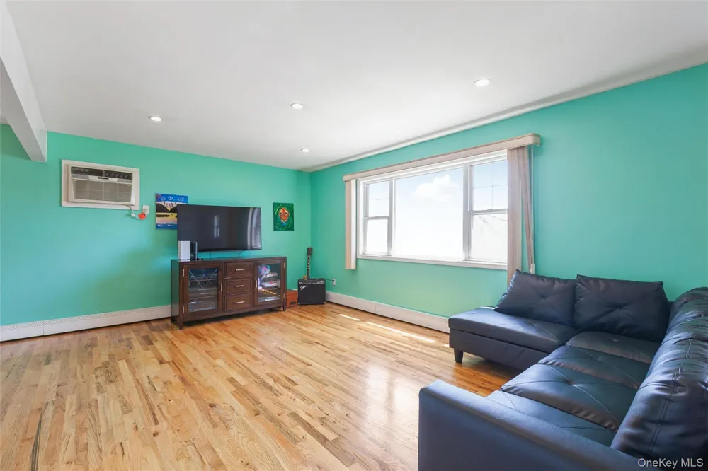 2 Wilson Street East Rockaway, NY 11518