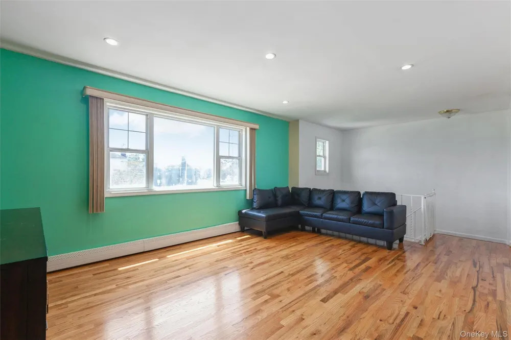 2 Wilson Street East Rockaway, NY 11518