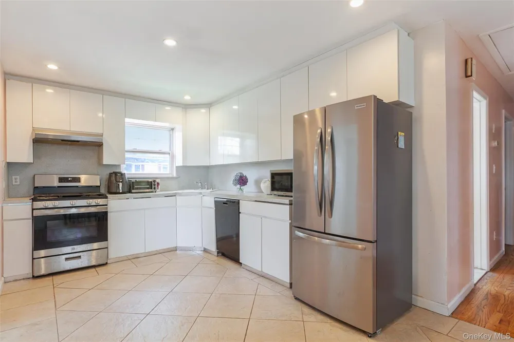2 Wilson Street East Rockaway, NY 11518