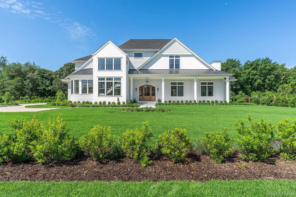 1475 Laurel Avenue Southold, NY 11971